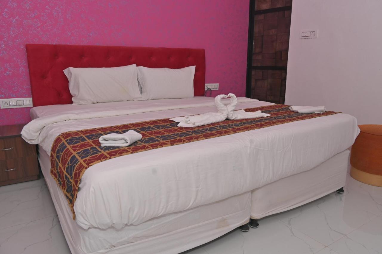 Hotel Apni Haveli Udaipur Buitenkant foto