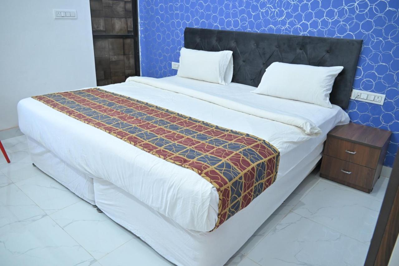 Hotel Apni Haveli Udaipur Buitenkant foto